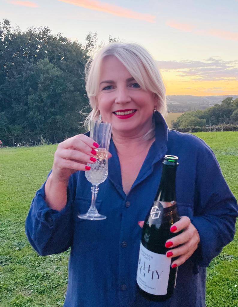 Dee Murray drinking Nought Wine
